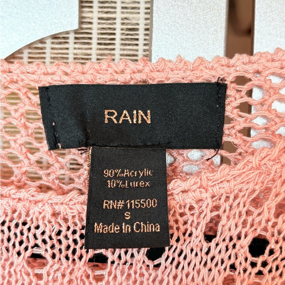 Elegant Pink Knit Blouse - Picture 2 of 5